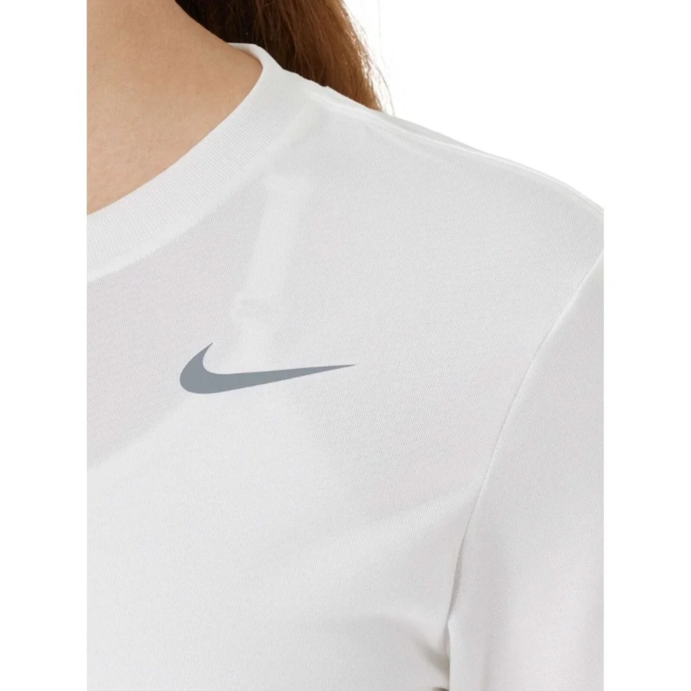 Nike Miller T-Shirt Womens S White Performance Sportswear Workout Athletic